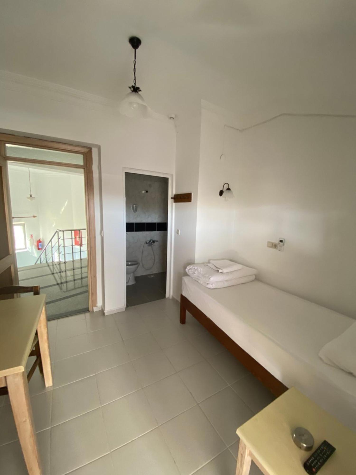 Ay Otel 2 อันตัลยา ภายนอก รูปภาพ